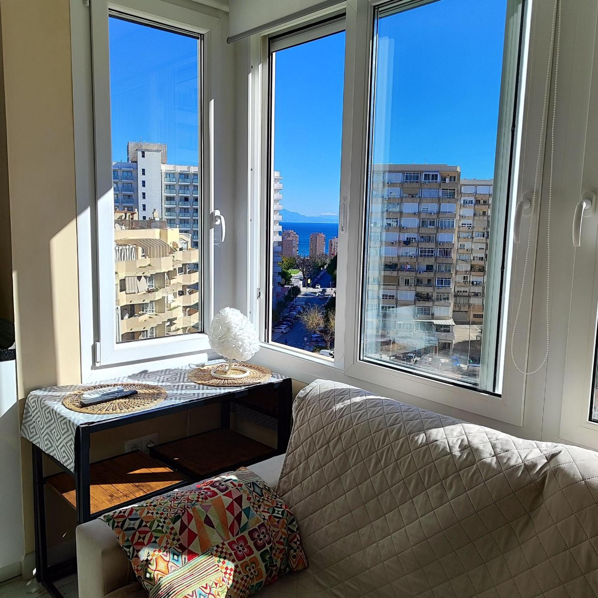 Sea View Apartment *
